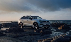 中国人保携手平湖市百怡汽车线上团购会