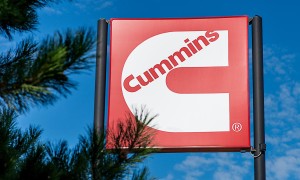 因被指控安装发动机作弊装置，康明斯同意在美支付20亿美元罚款