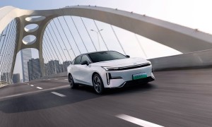 中国人保携手平湖市诚信汽车线上团购会