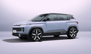 中国人保携手嘉兴市东嘉汽车线上团购会