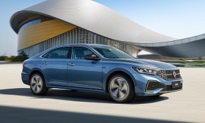 中国人保携手平湖禾众誉德汽车线上团购会