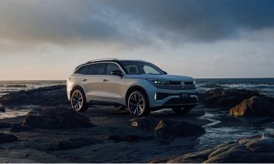 中国人保携手平湖市百怡汽车线上团购会