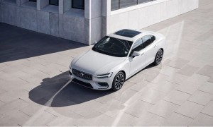 中国人保携手平湖市诚信汽车线上团购会